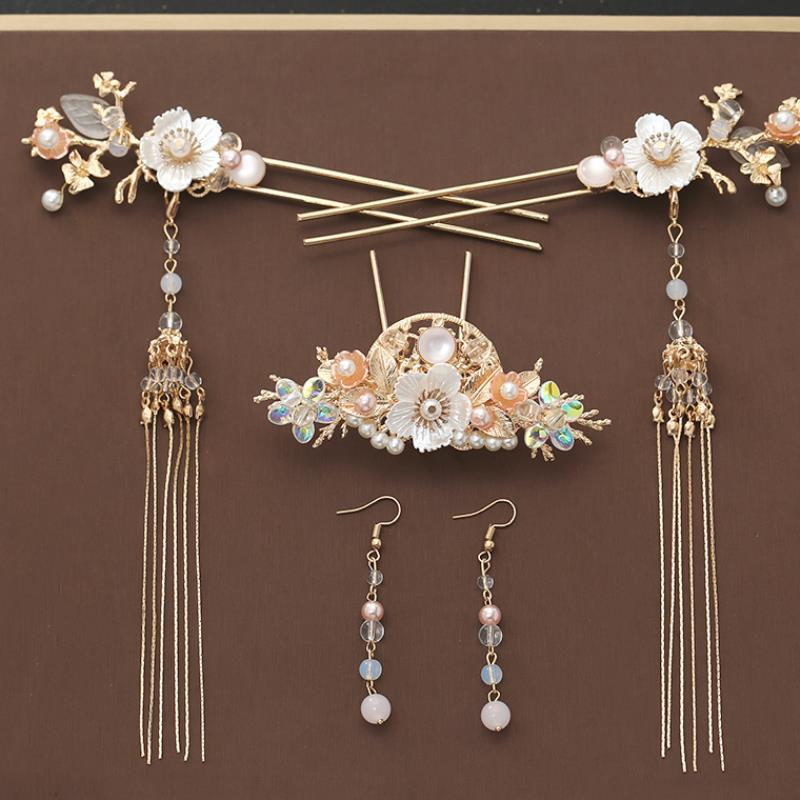 Hanfu hairpin with tassel in silver traditional design