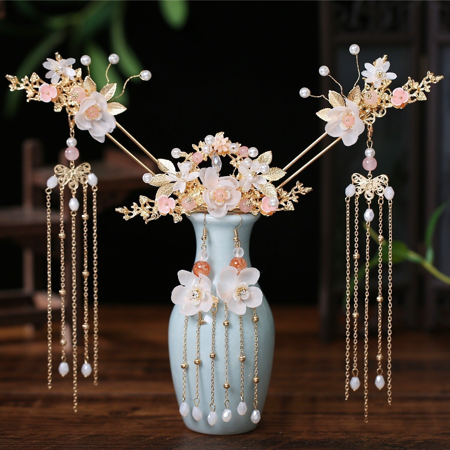 Hanfu hair accessories with Chinese hairpin and crown