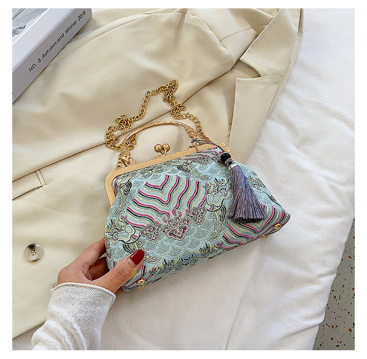 Original design youth women's bag, retro Chinese style handmade embroidery shoulder bag