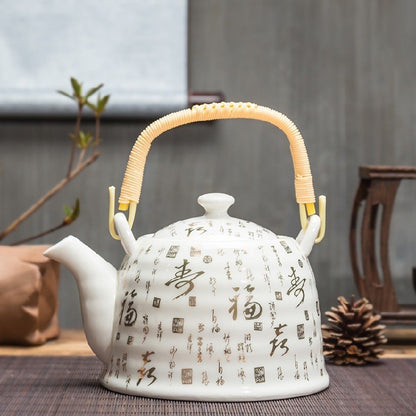 Ceramic teapot for restaurant hotel