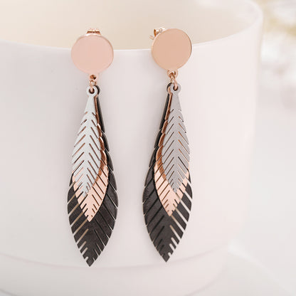 Three-leaf earrings