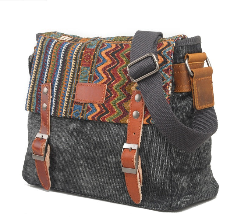 Vintage shoulder bag ethnic style