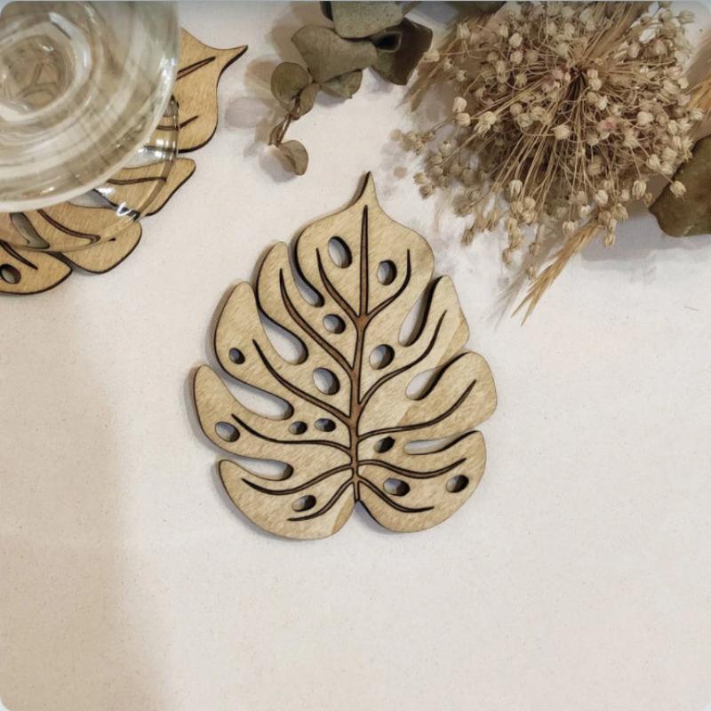 Hollow Leaves Wooden Coaster Kitchen Anti-scald Non-slip Placemat Dining Table