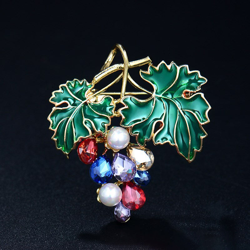 Lotus flower brooch temperament retro pin brooch