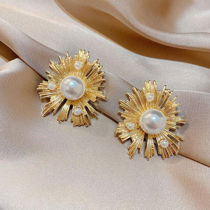 Vintage High-end Earrings Pearl Ocean Scallop-shaped Creative Earrings Earrings