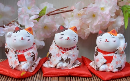 Mini cute Japanese kimono lucky cat ornaments car decoration