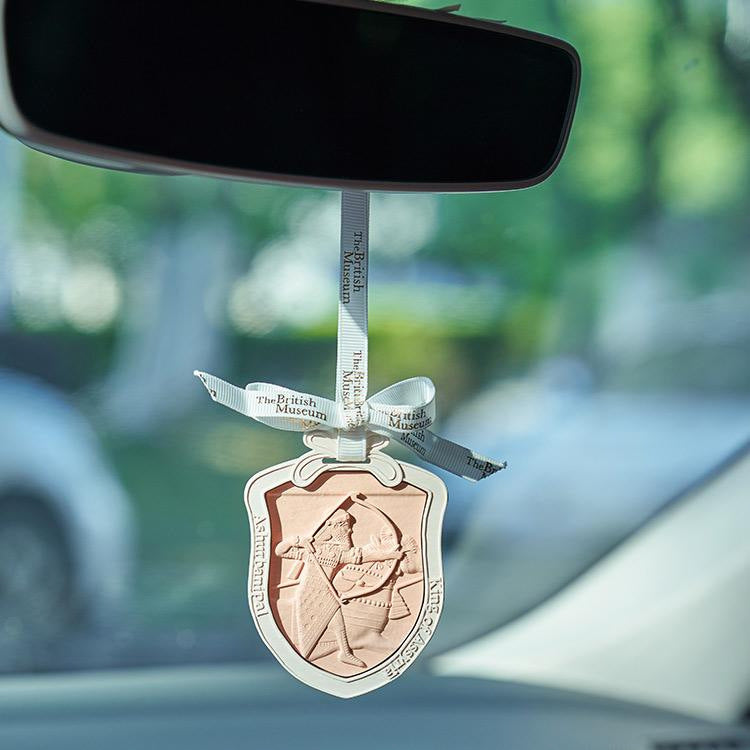 British Museum King's Plaster Fragrance Pendant Tesla Car Aromatherapy