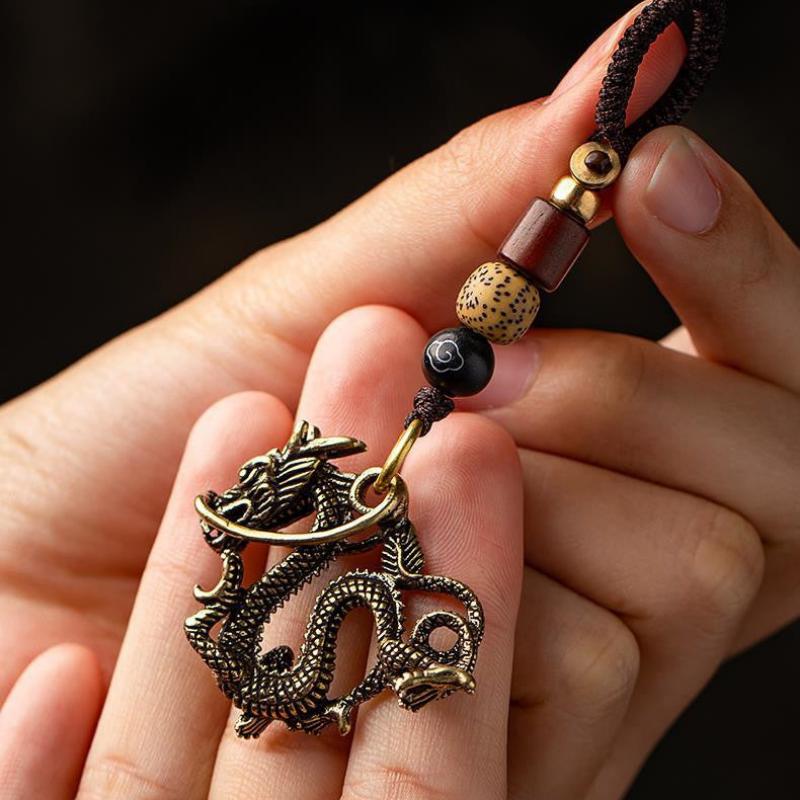 Vintage Pure Copper Domineering Golden Chinese Dragon Car Keychain