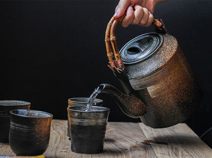 Large capacity ceramic teapot