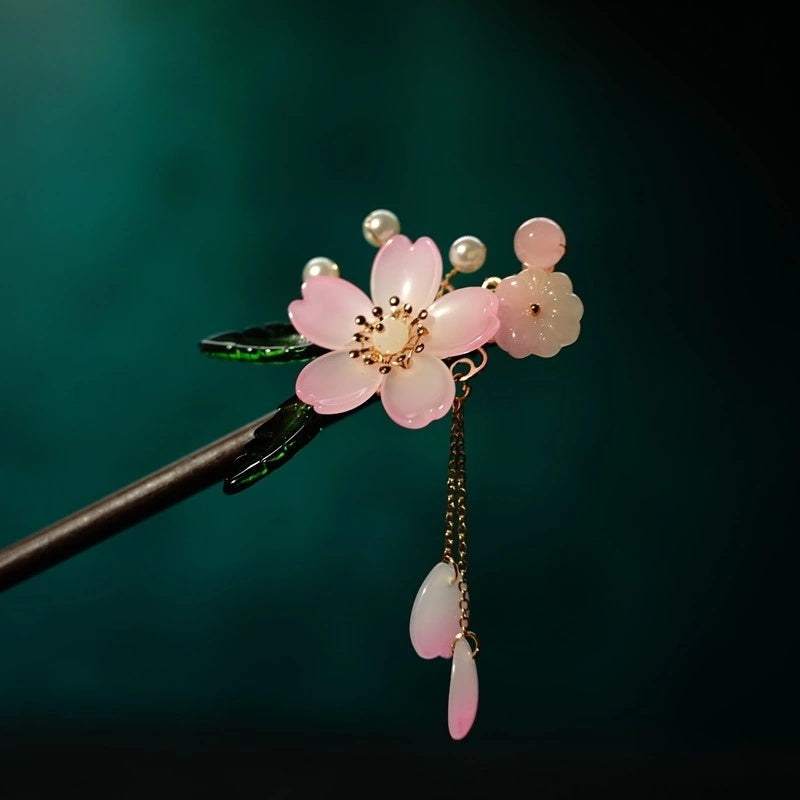 Women's Peach Blossom Style Tassel Hairpin