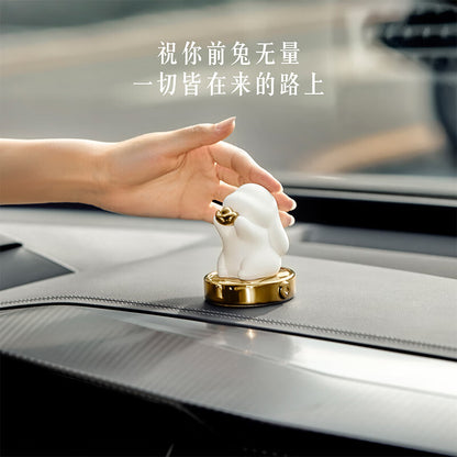 Forbidden City Cultural Creation Jade Rabbit Dongsheng Osmanthus Fragrance Aromatherapy Stone BMW Car Aromatherapy Ornaments