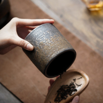 Taobei  Gilt Black Pottery Tea Storage Jar