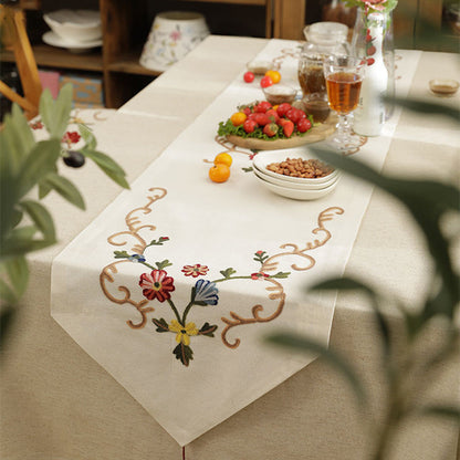 Handmade Embroidered Pastoral Style Embroidered Table Flag