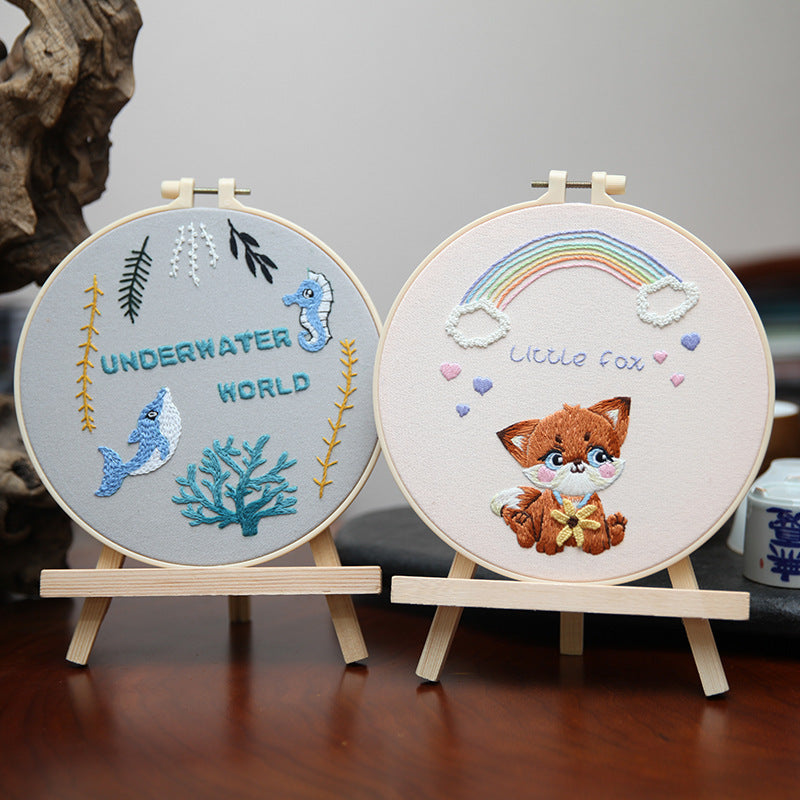 Animal embroidery wall art kit with bamboo stretch option