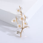 Fashion Fritillary Freshwater Pearl Plum Brooch Elegant High-end Accessories