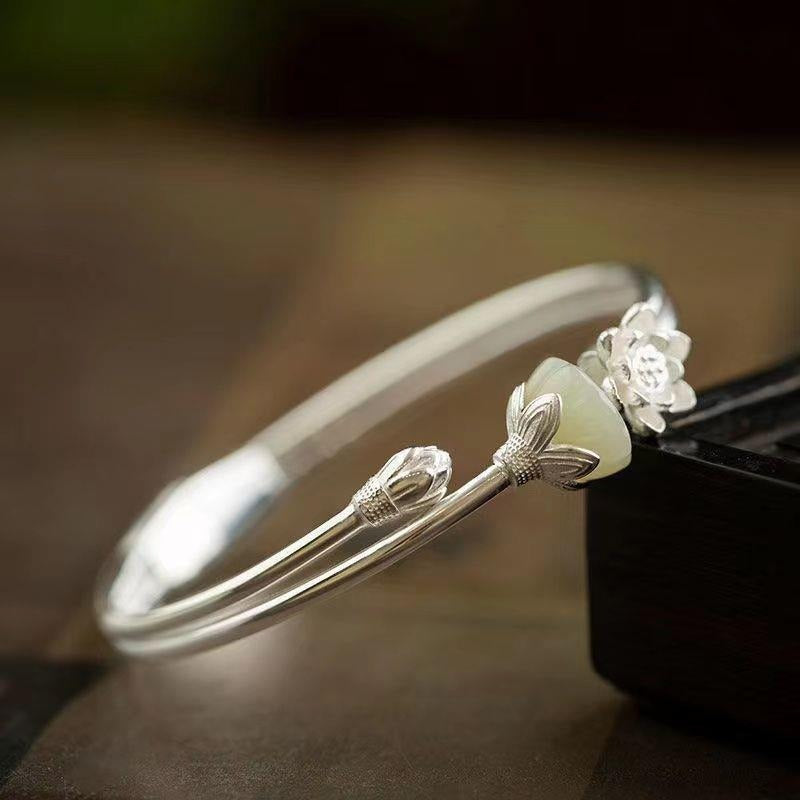 Pure Silver 990 Natural Hetian Spring Fastener Lotus Bracelet