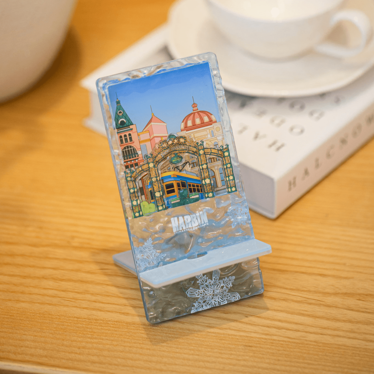 Harbin Central Street Ice Pattern Mobile Phone Holder-2