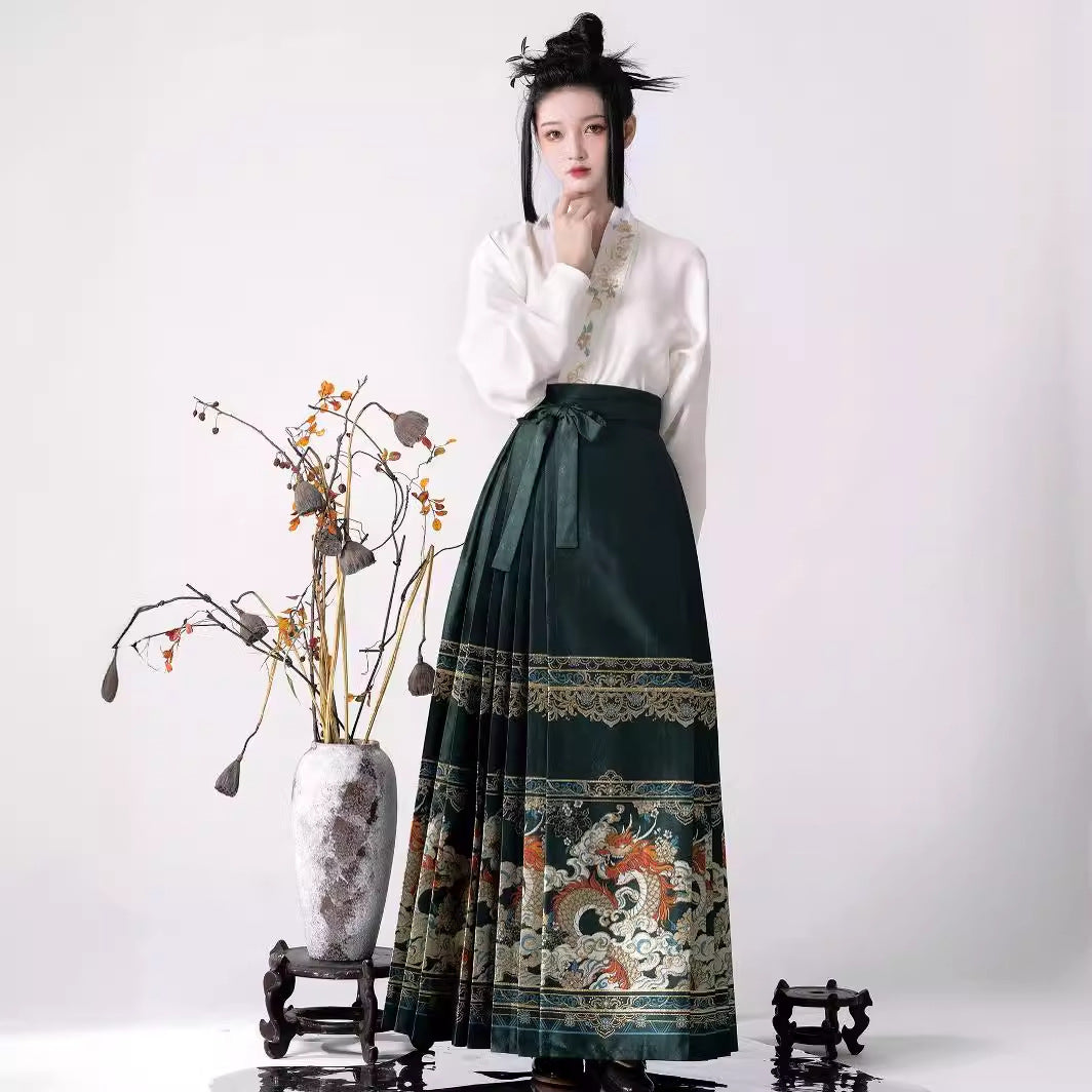 Su Yu Huashang "Dragon Treading Snow" Ming Ma Face Skirt Imitation Makeup Flower Hanfu Women's Aircraft Sleeve New Year's Autumn and Winter Set