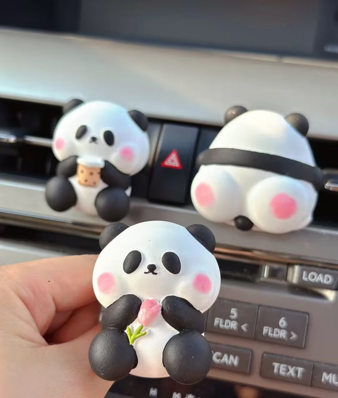 Chinese style cute panda car air outlet perfume aromatherapy car interior decoration