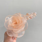 Temperament On The Back Women With Flowers Around The Bead Hairpin