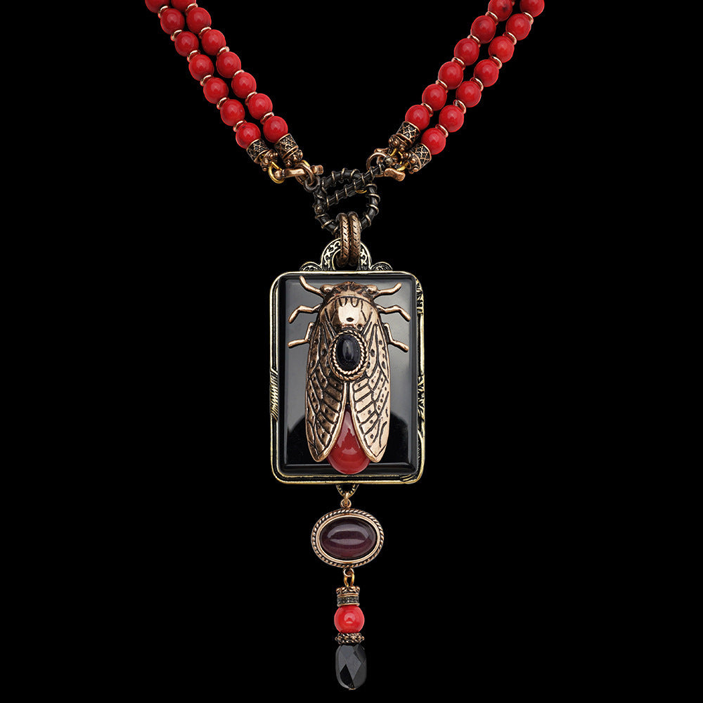 Bee necklace with copper chain and agate beads