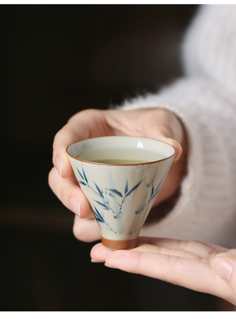 Underglaze Hand Painted Bamboo Bamboo Hat Small Teacup