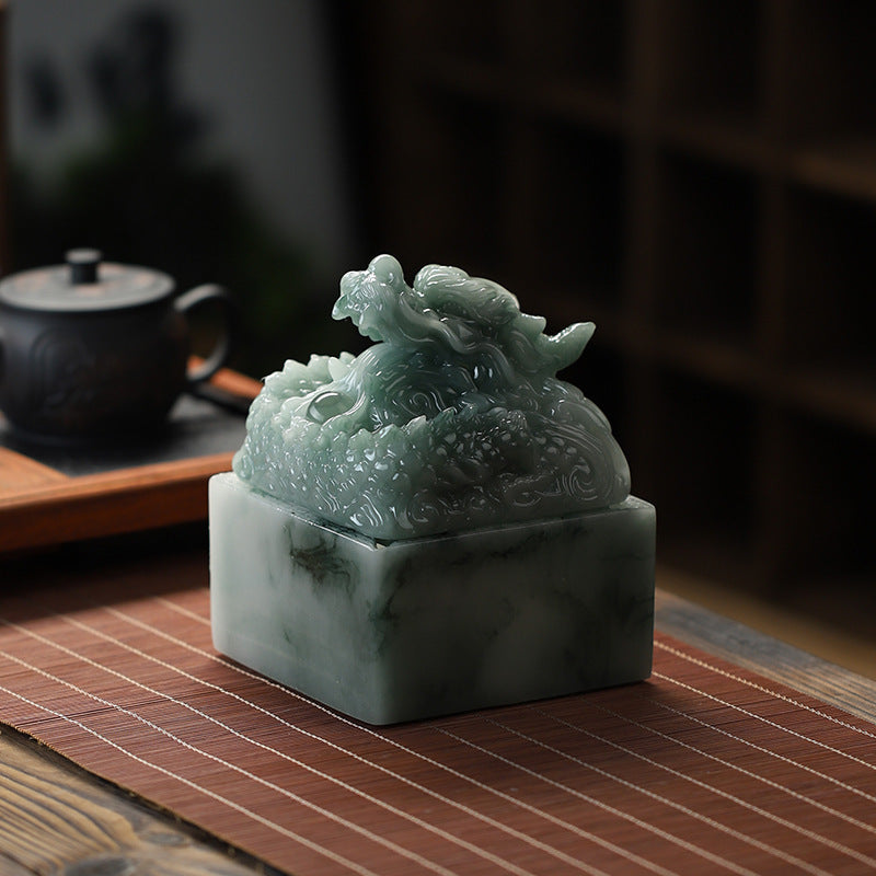 Resin Jade Chinese Dragon-printed Ashtray