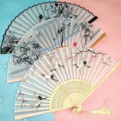 Chinese Style Portable Folding Bamboo And Silk Folding Fan